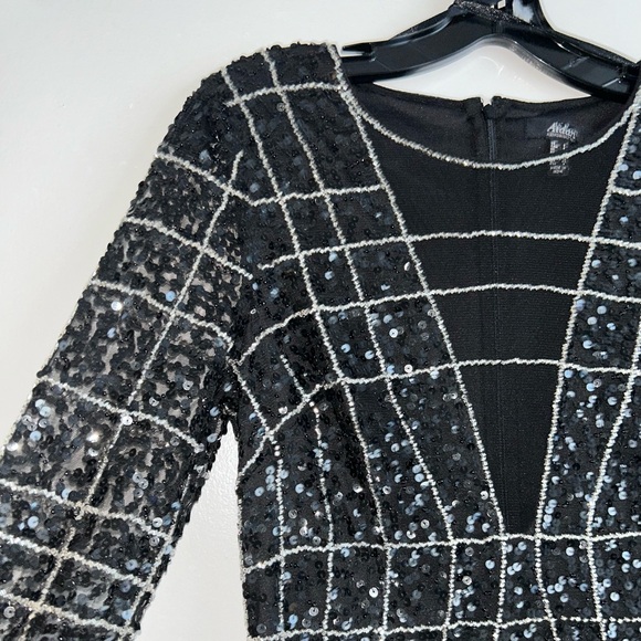 Aidan Mattox Mesh V-Neck Beaded Mini Dresss - Picture 7 of 8